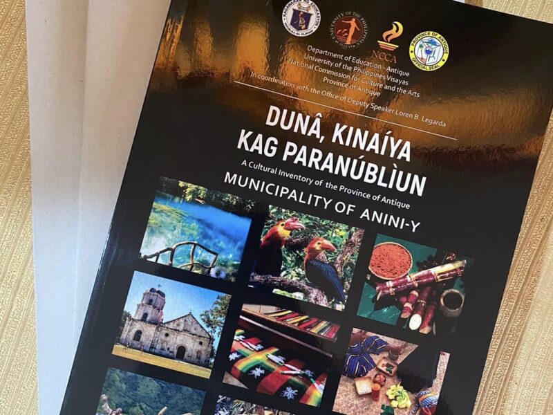 Pamamahagi ng “Duna, Kinaiya kag Paranublion: A Cultural Inventory of the Province of Antique” sa mga bayan ng Antique